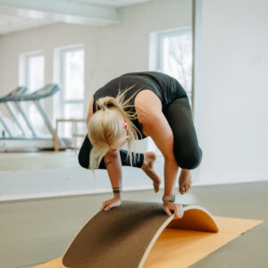 WOBBEL YOGA _ STEFFI